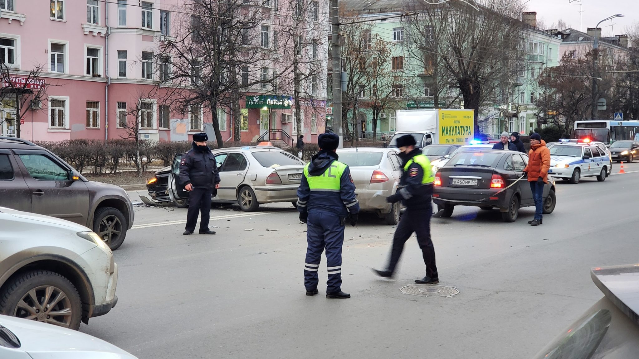 Последние новости владимира сегодня. Авария во Владимире на проспекте Ленина.